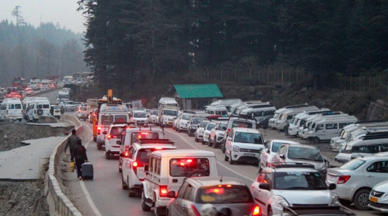 Manali traffic conditions June 2026